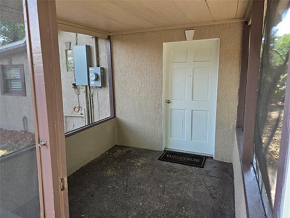 5th image of 906 24th St