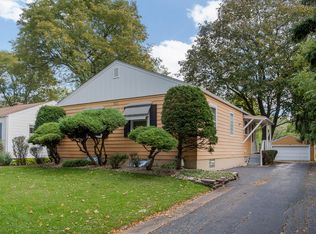 701 S Michigan Ave, Villa Park, IL