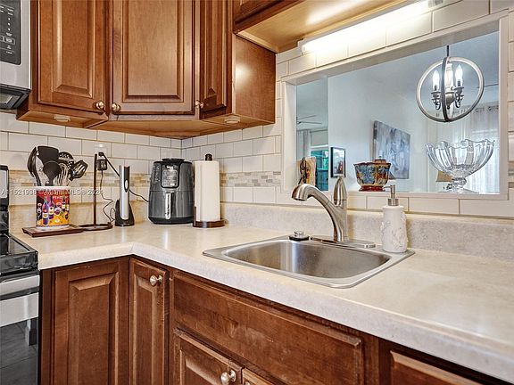 3rd image of 5000 NW 36th St APT 408