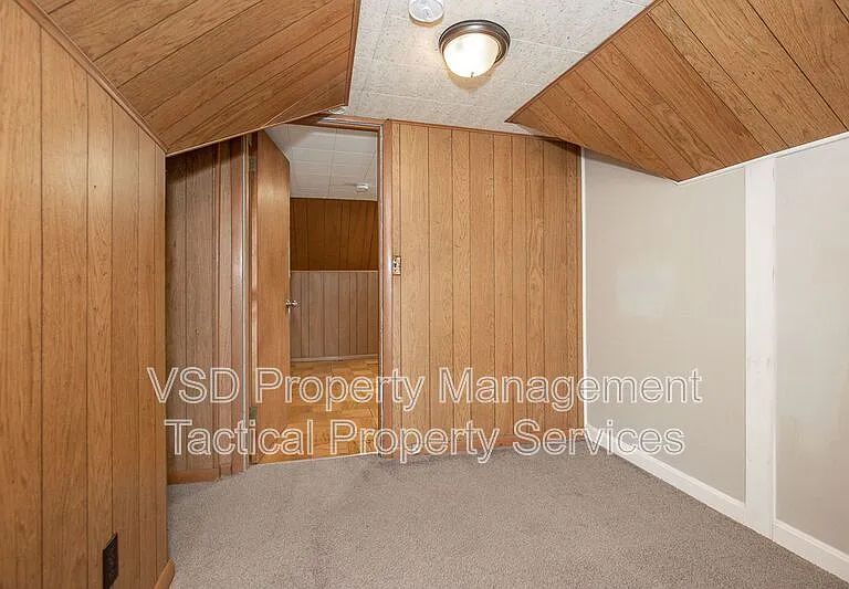 8204 Vineyard Ave #UP — Photo 4