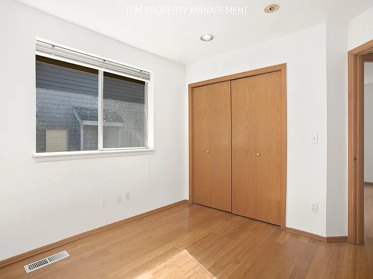 10103 SE 225th Pl — Photo 11