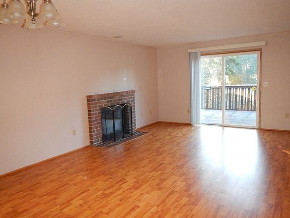 4th image of 6418 162nd Street Ct E