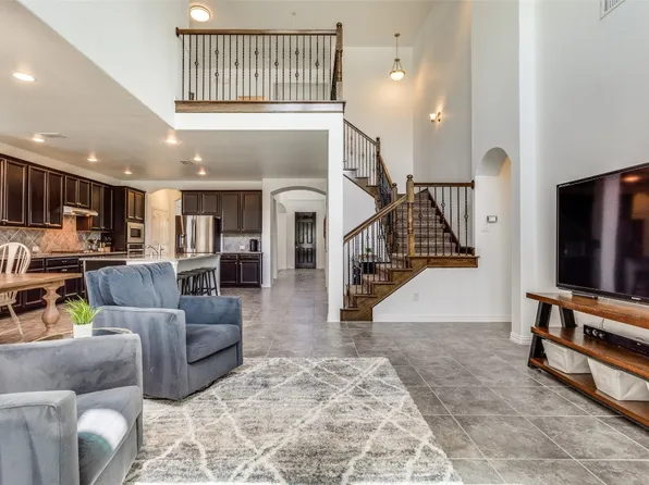 3000 Aurora Mist Dr, Little Elm, TX 75068