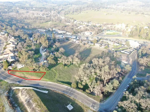 780 Argonaut Dr, Jackson, CA 95642