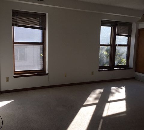 2nd image of 687 N High St #3H