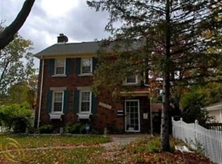 23409 Oneida St, Oak Park, MI 48237