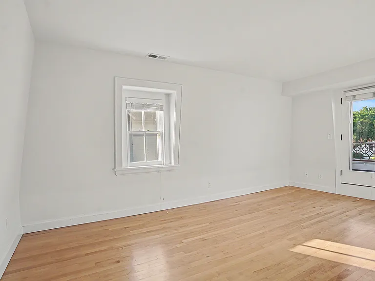 38 W Morgan Ave — Photo 22