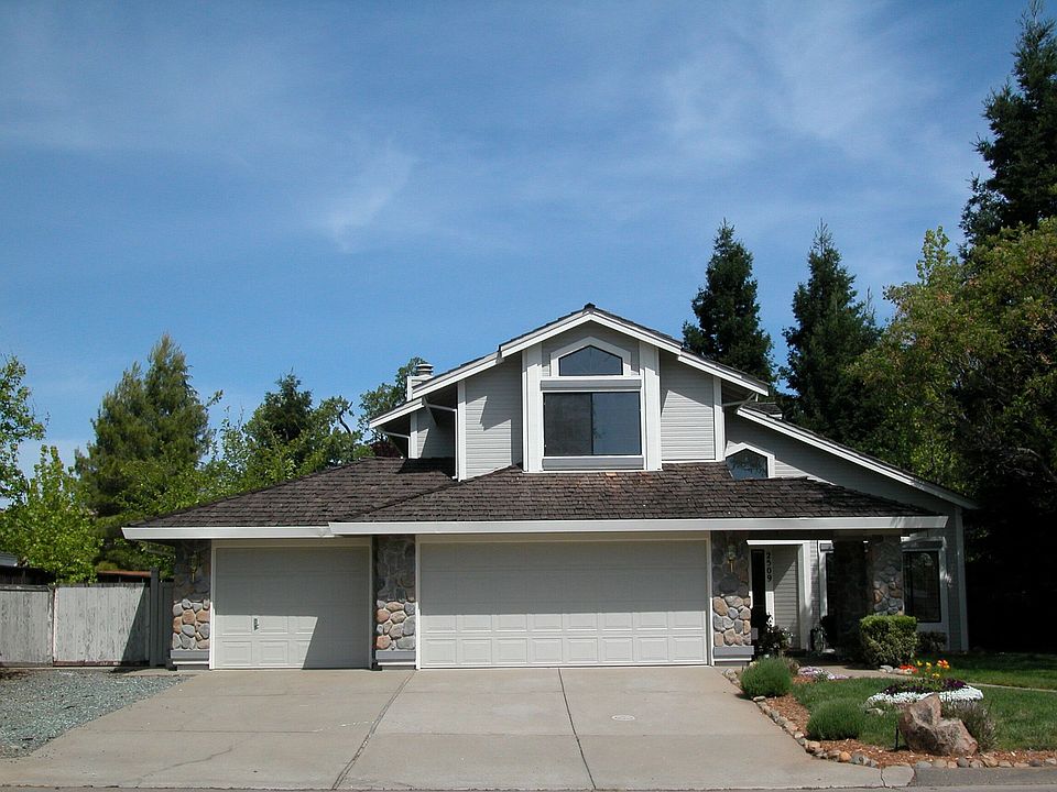1st image of 2509 Country Club Dr