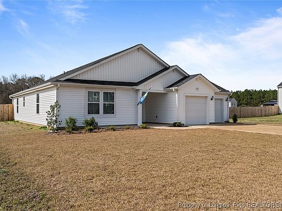 3rd image of 235 Graystoke Ln