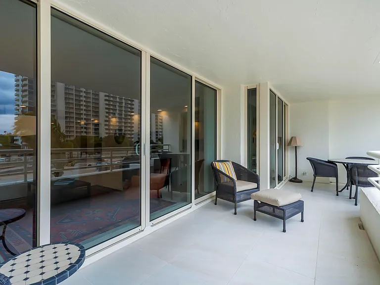 4201 N Ocean Blvd #203 — Photo 17