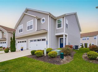 156 Larimar Dr UNIT 156, Willowick, OH 44095