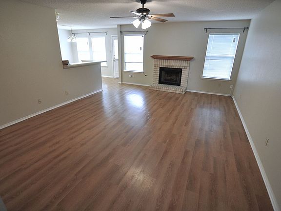 3rd image of 1803 Timberwood Dr
