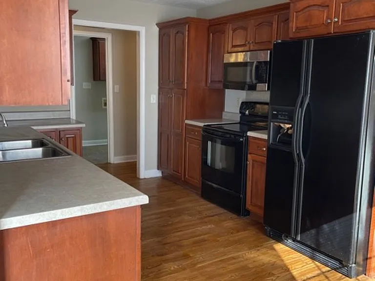 921 Corydalis Ct — Photo 7