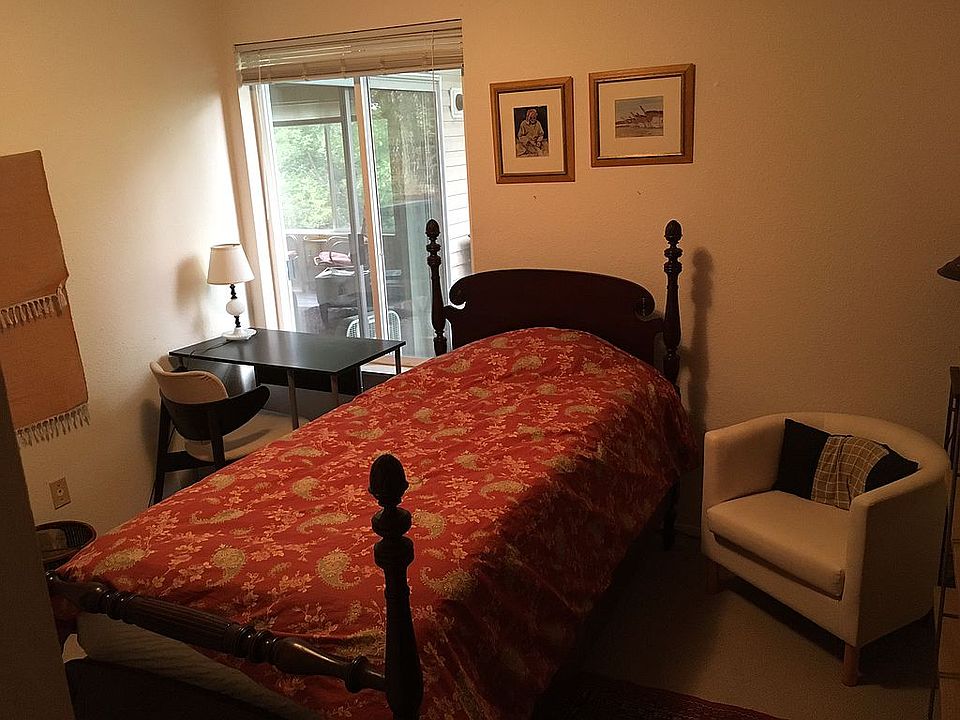 1st image of 17431 Ambaum Blvd S Unit C46