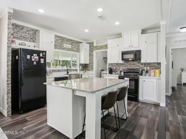 433 JONES Road, Jacksonville, FL 32220