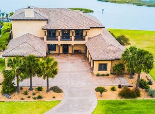 19 La Buena Vida Dr, Aransas Pass, TX 78336