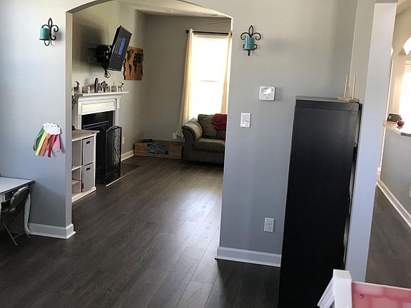 Formal living