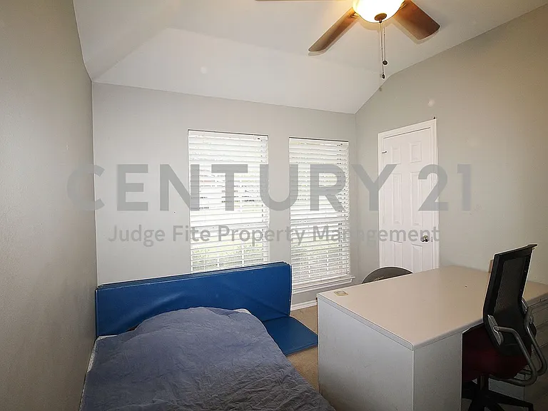 4228 Boulder Park Dr — Photo 15