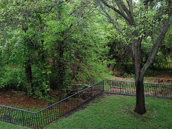 4th image of 318 Los Prados Dr