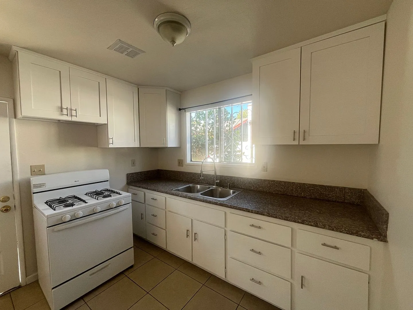 8020 Bright Avenue — Photo 3