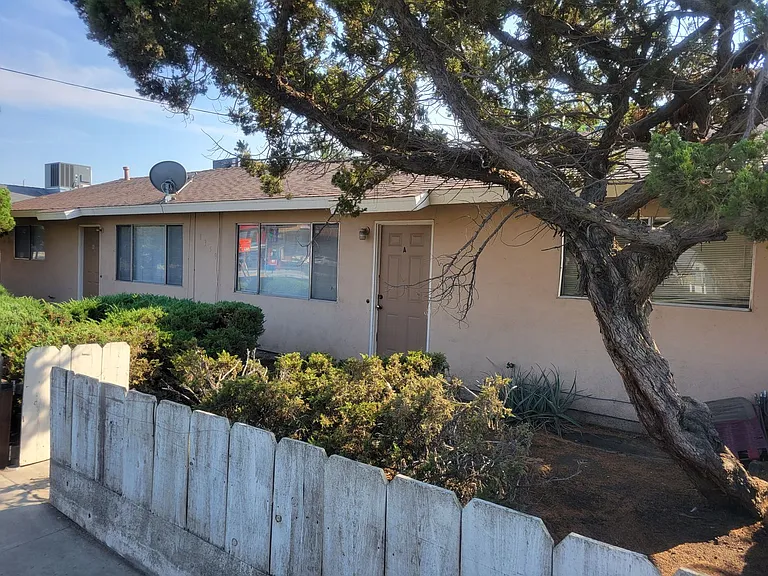 1359 E Bardsley Ave — Photo 1