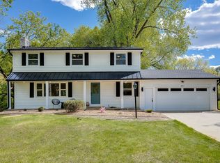 4827 Hamilton Rd, Minnetonka, MN 55345