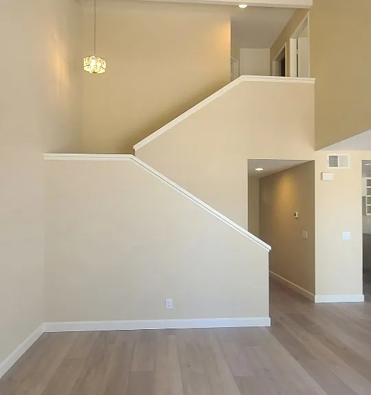 95 Stanford Ct #60 — Photo 3