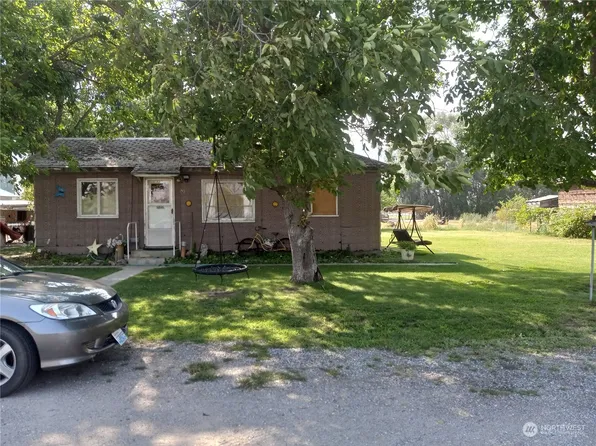 107 Whitlam Avenue, Bridgeport, WA 98813