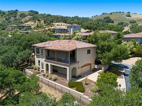 6520 Western Gull Dr, Avila Beach, CA 93424