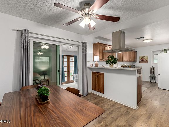 5th image of 1121 S LAWTHER Drive