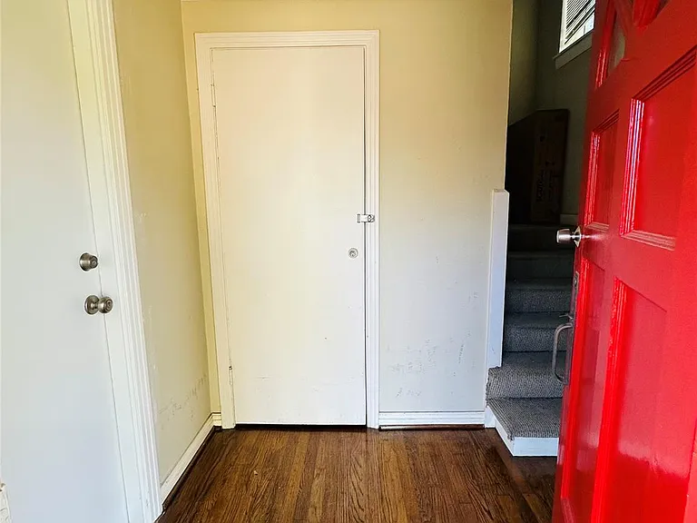 2309 Sheridan St — Photo 19
