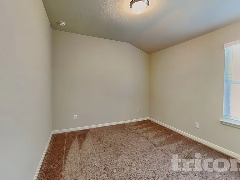13543 Paxton Blvd — Photo 10