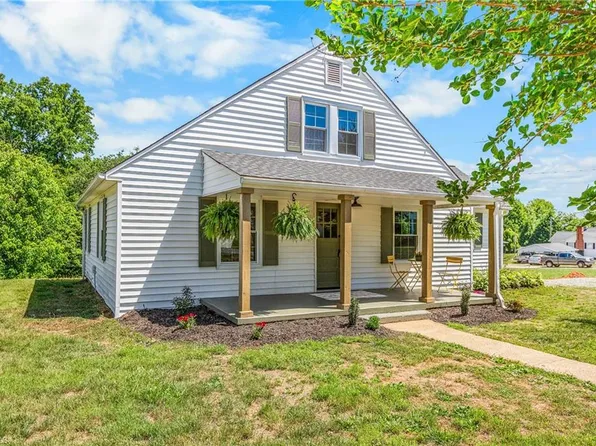 159 Decatur Ave, Elkin, NC 28621