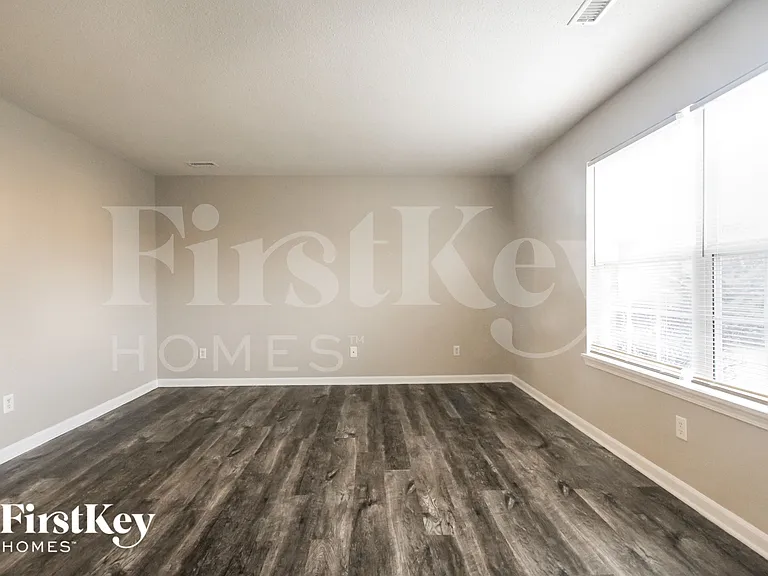 506 Himebaugh Ct — Photo 9