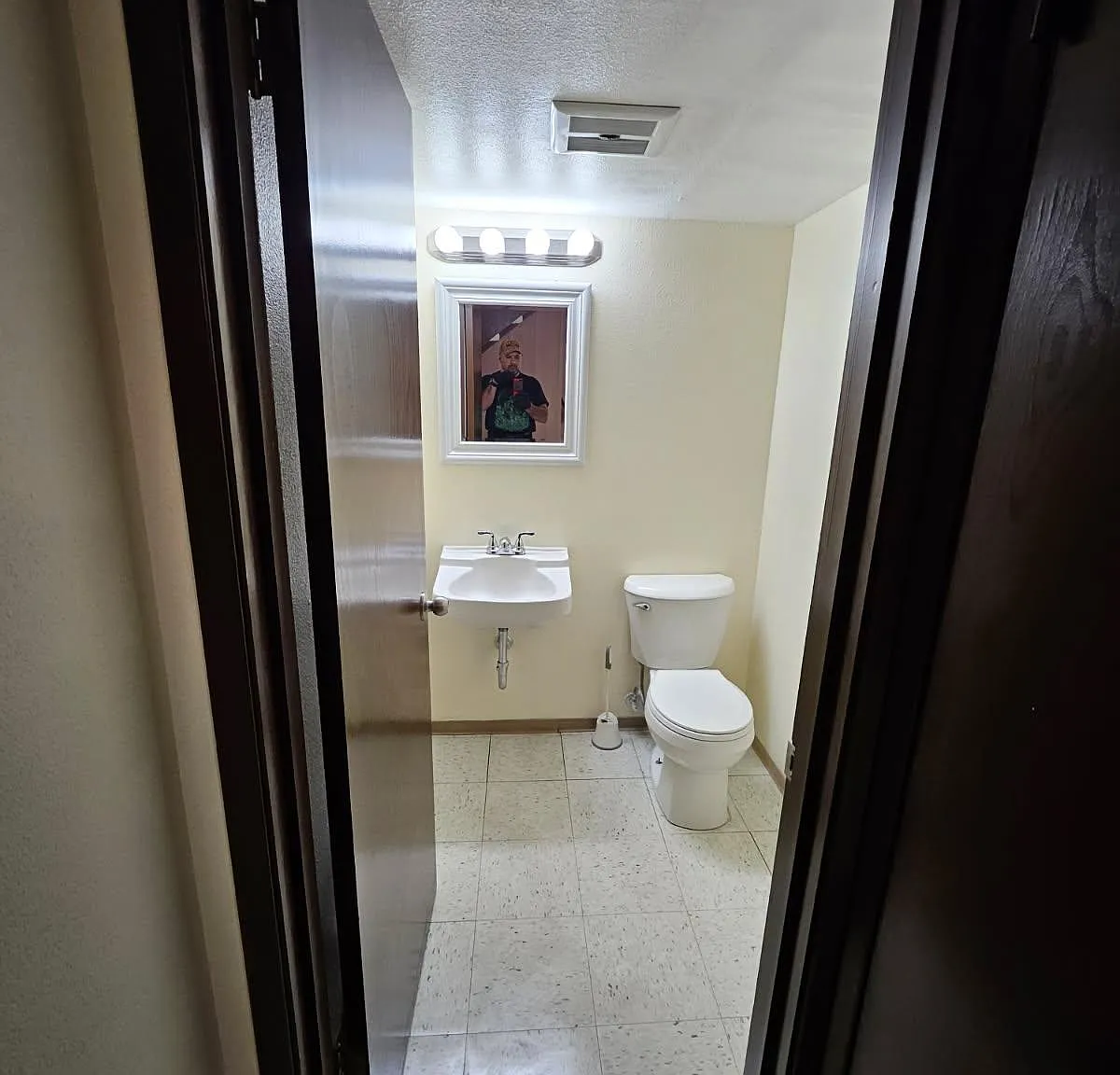 2 bed, 1.5 bath, 1000 sqft, $1,750 — Photo 4