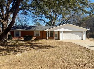 310 S Ash St, White Oak, TX 75693