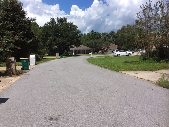 4th image of 26 Norwich Cir
