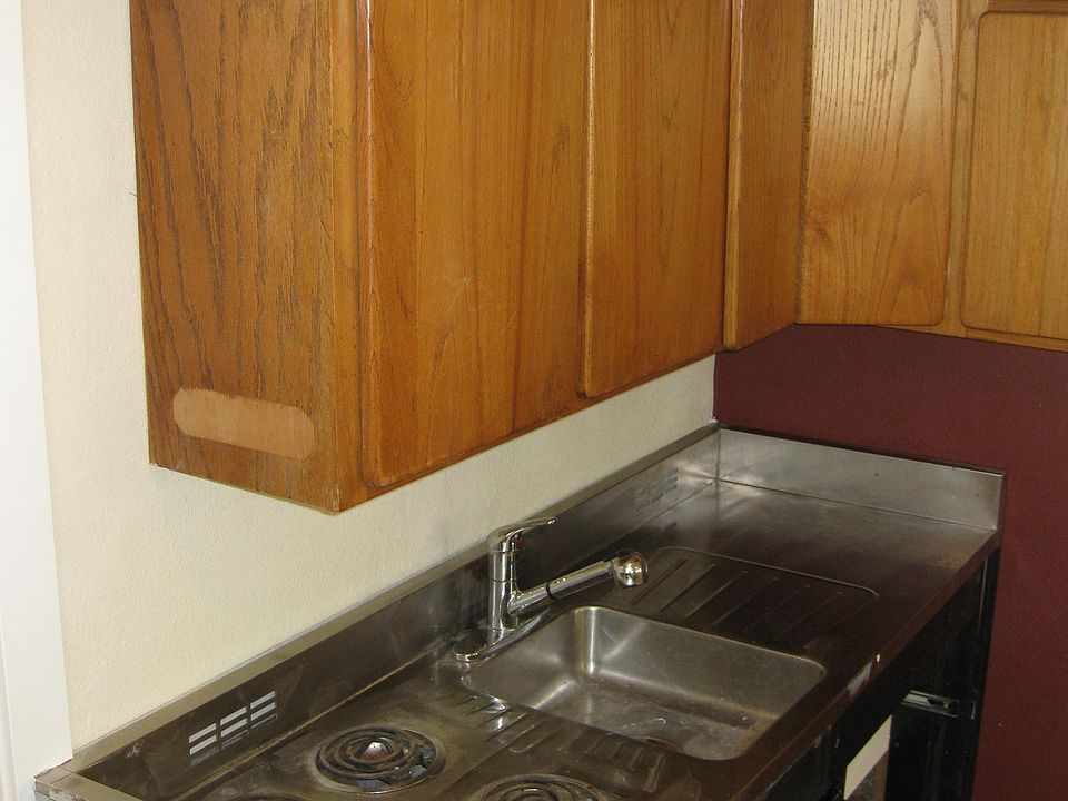 2nd image of 3319 Menlo Ave #B