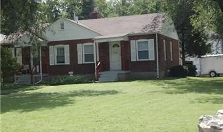 10124 Saint Martha Ln — Photo 1