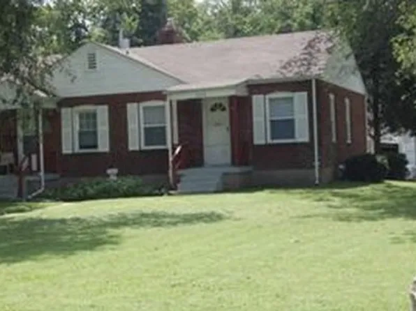10124 Saint Martha Ln, Saint Ann, MO 63074