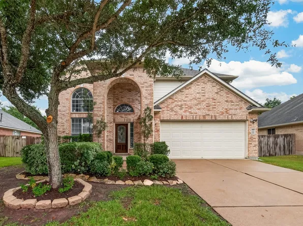 2322 Diamond Springs Dr, Pearland, TX 77584