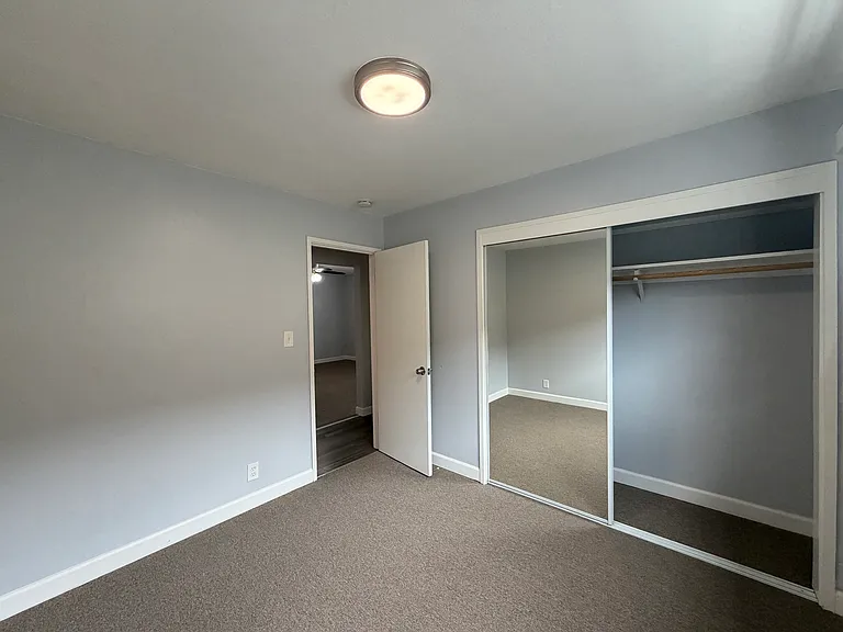 475 Alcatraz Ave — Photo 14
