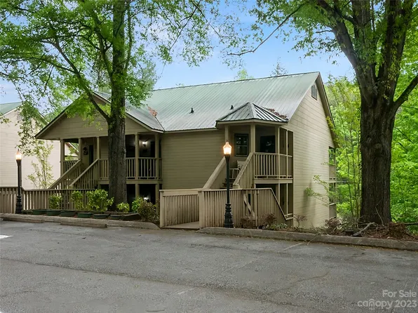 160 Whitney Blvd #8, Lake Lure, NC 28746