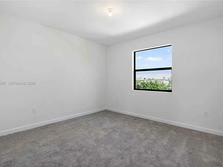 4957 Oakmont Ave — Photo 16