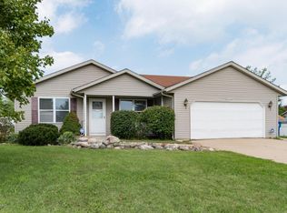 3008 Hickory Nut Ln, Kalamazoo, MI 49004