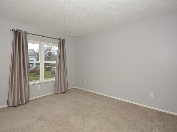 5th image of 26901 Southwood Ln
