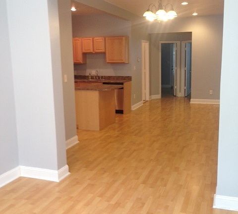 4th image of 3965 Shenandoah Ave #1
