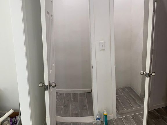 5th image of 957 E 241st St #2R