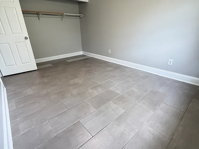 8778 Houma Dr — Photo 8