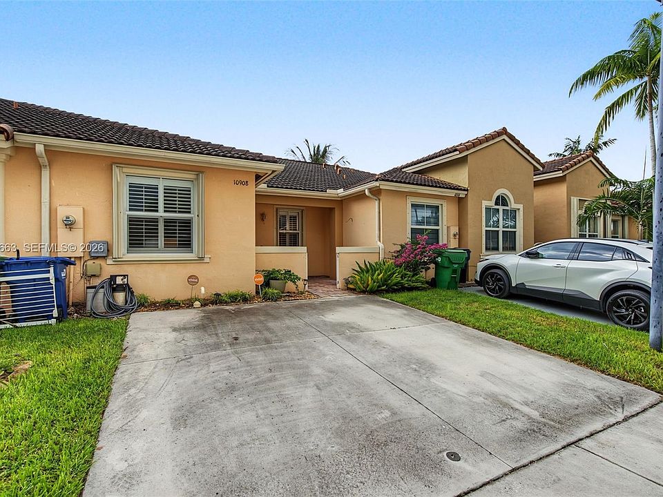 1st image of 10908 SW 236th Ter